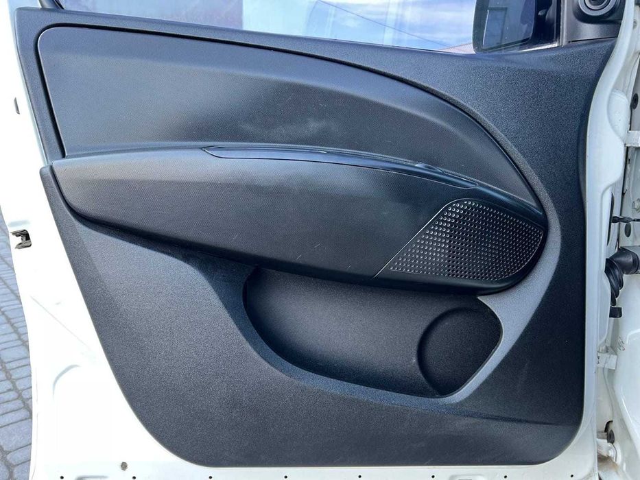 Продам Opel Combo пасс. 2013р.  #72573