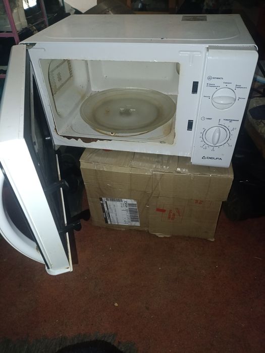 Мікрохвильова піч