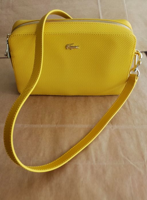 Mala Lacoste nova original, de mulher