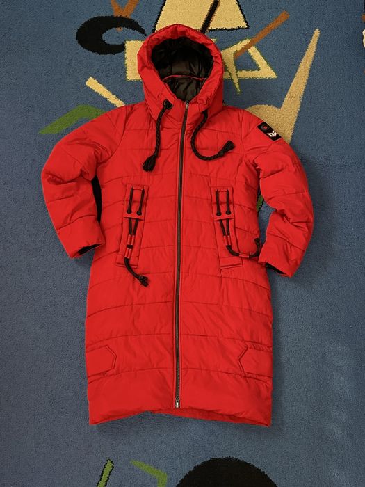 Жіноча зимова куртка