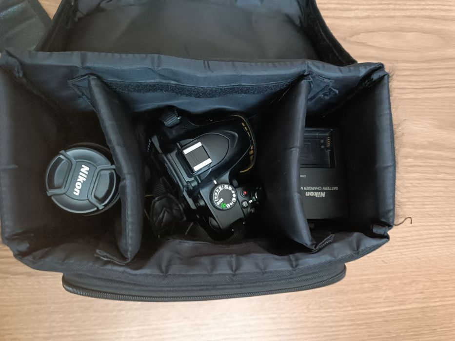 Продам фотоапарат Nikon D3200 з аксесуарами 

---

### Продаю Nikon D3