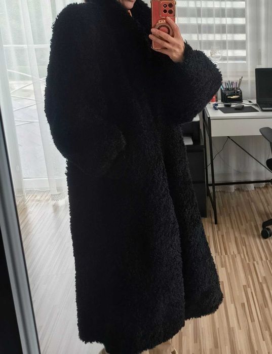 Sztuczny długi płaszcz, futro, lekkie, czarne, oversize, L