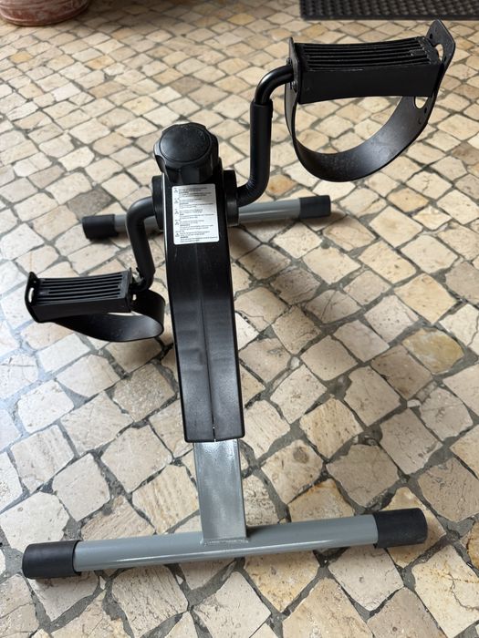 Bicicleta de Exercício Profissional Nova