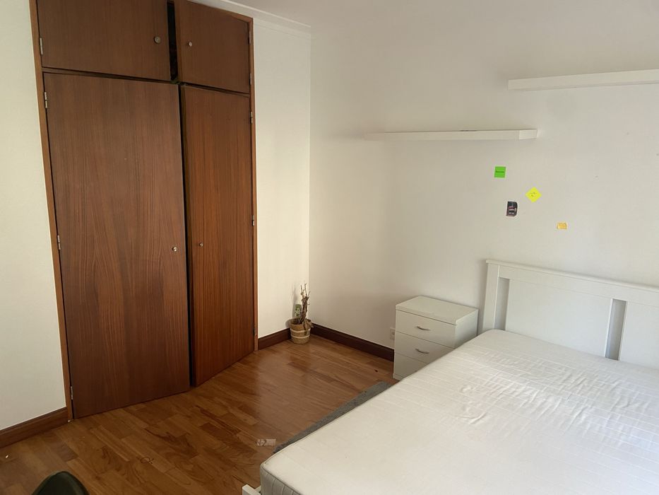 Quarto em frente à FEUC