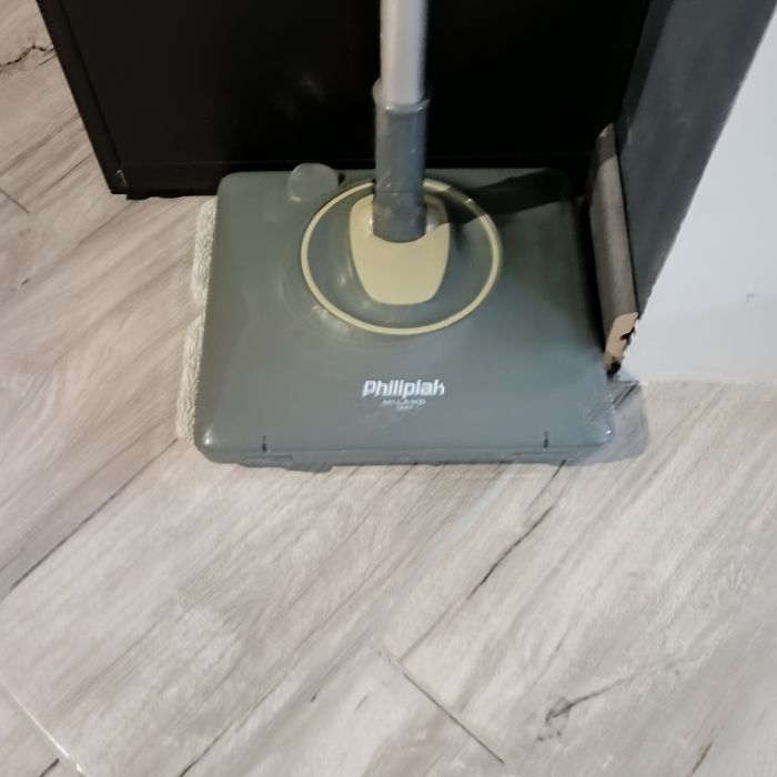 Mop philipiak bezprzewodowy