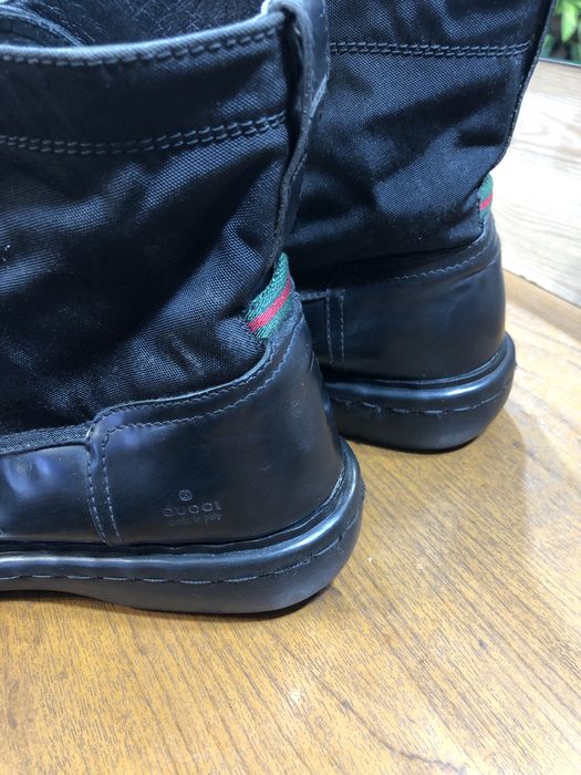 Черевики GUCCI.