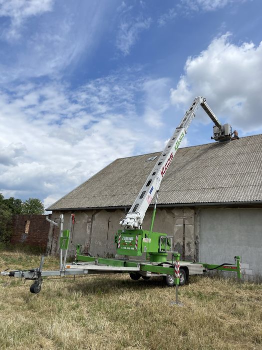 Żuraw Klaas K 21-31 TSH  z podestem roboczym.