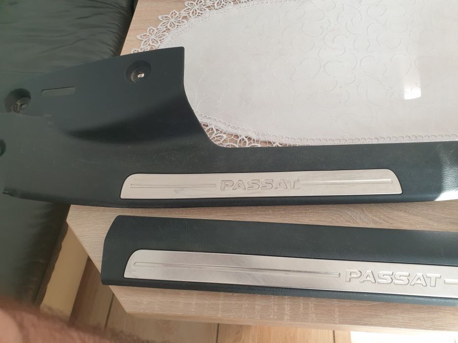 Passat b7 listwy progowe lewa praw czarna  chrom  napis passat