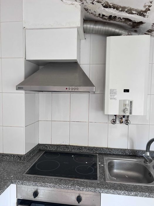Conjunto Equipamentos de Cozinha – Beko / Hotpoint-Ariston / Zeus