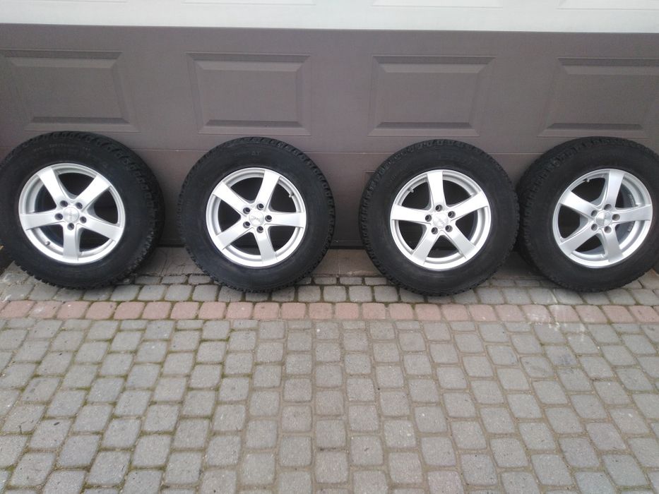 Sprzedam koła terenowe Subaru Forester A/T/205/70/R15