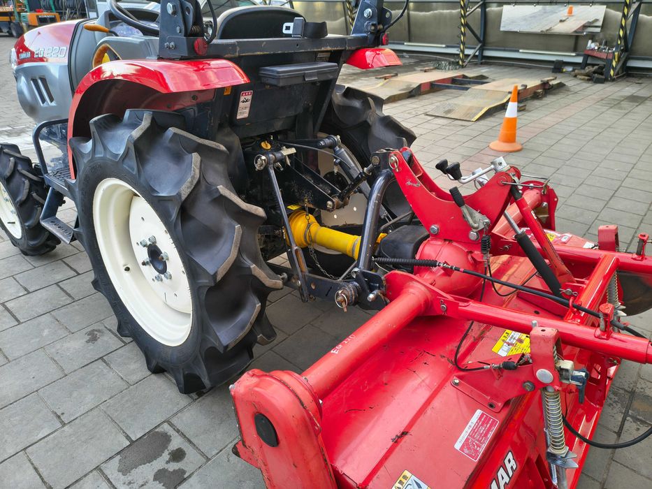 Японський мінітрактор Янмар Yanmar EG 220