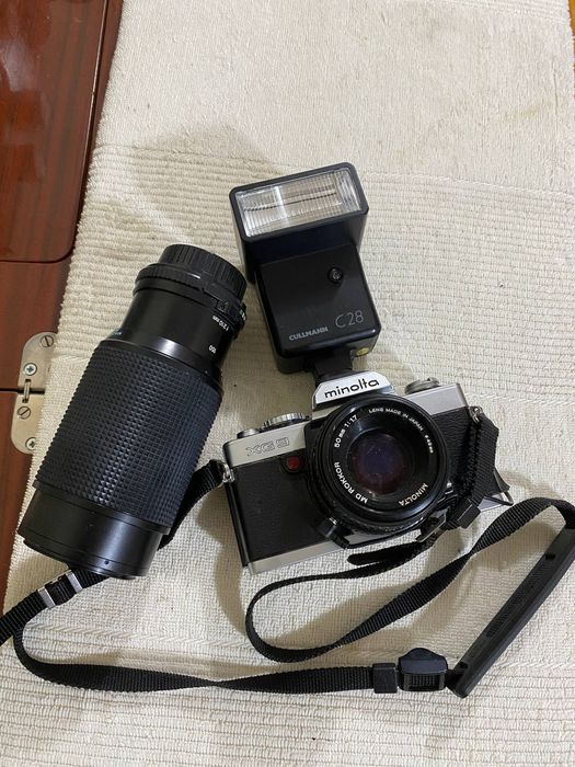 Фотокомплект Minolta XG-9 + объектив 50mm f/1.7 + телеобъектив + вспышка