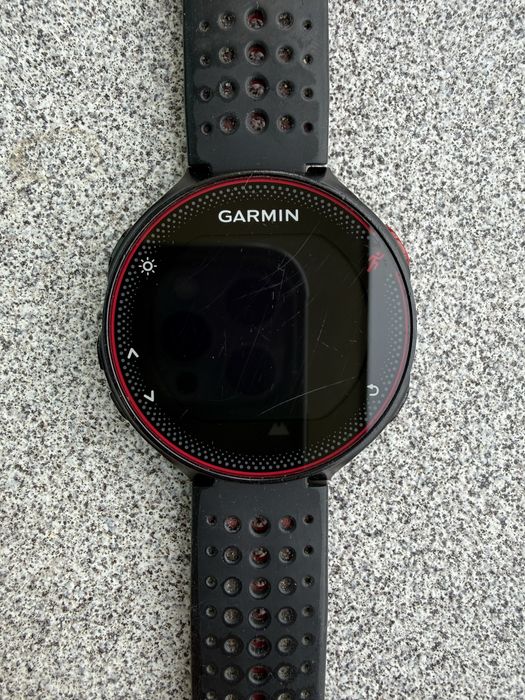 Garmin Forerunner 235