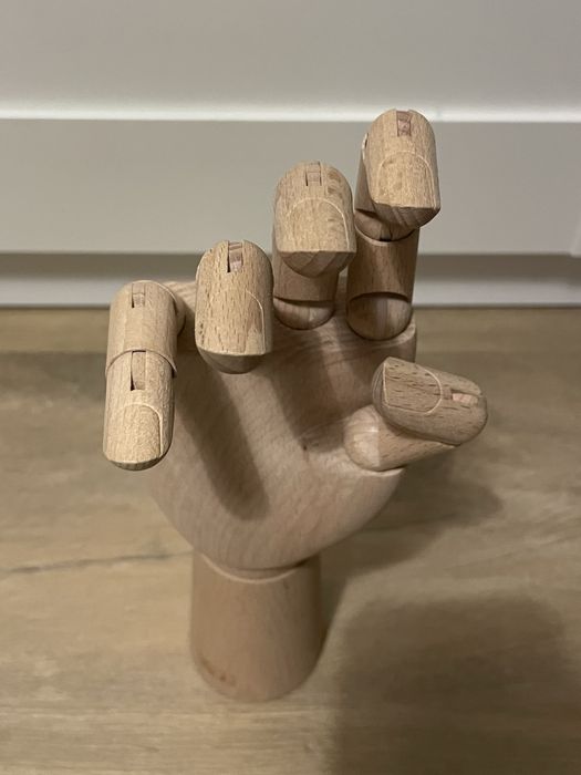 Drewniana ręka IKEA