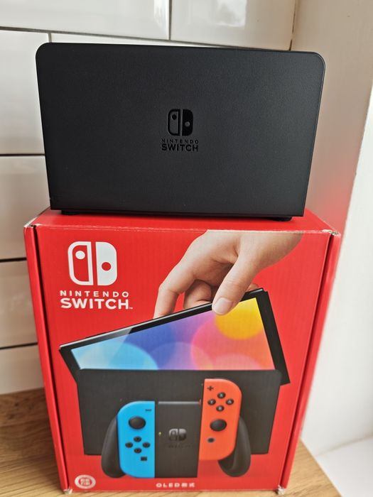 Nintendo switch oled + mobapad + akcesoria