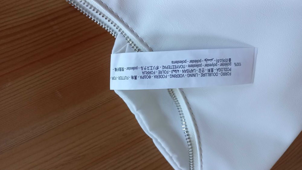 Mala senhora,  Stradivarius