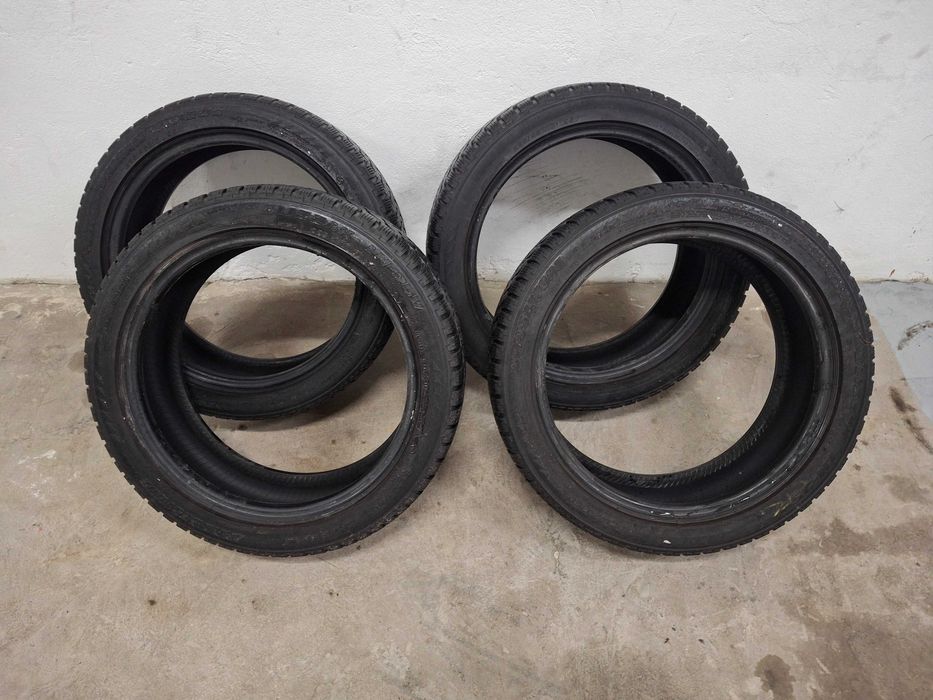 Opony zimowe 225/45/18, cena za komplet