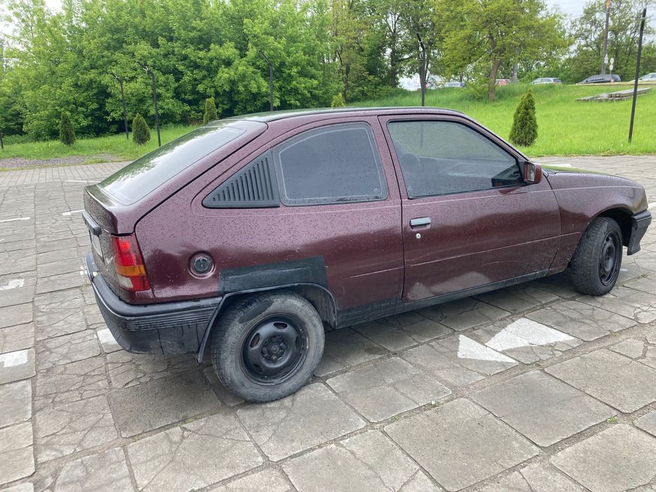 Opel Kadet 1988 1.3 бензин