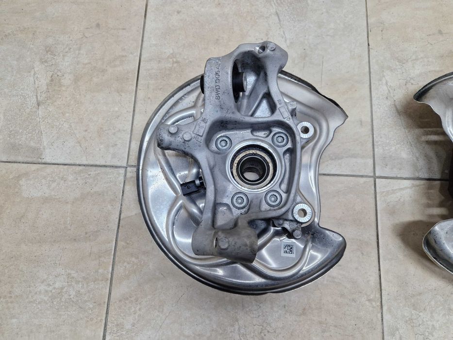 Цапфа со ступицей задняя Audi A4 B9 2017 2018 2019 2020 2021 2022 2023