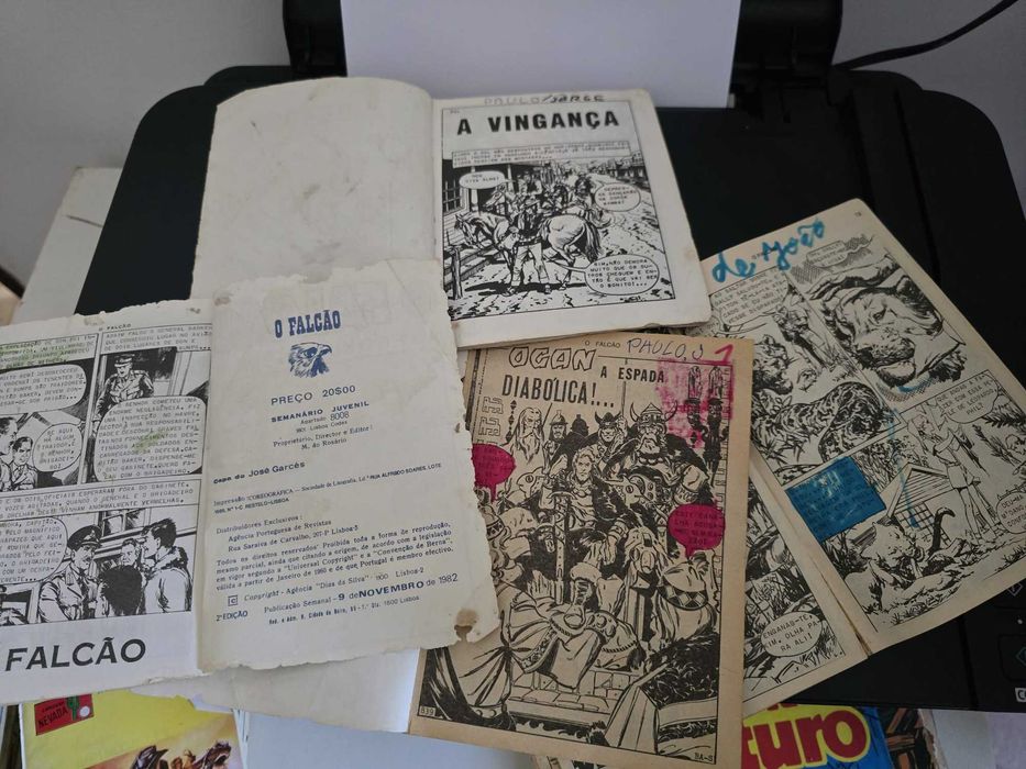 Lote de Revistas BD Antigas e Livros de Bolso Vintage (O Falcão, Tex, Ulisses 31)