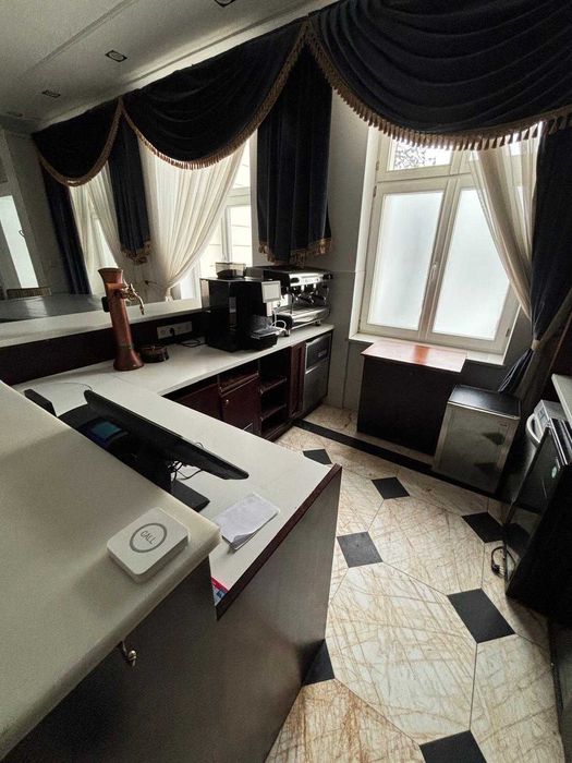 Wyposażenie gastronomii - witryna barowa