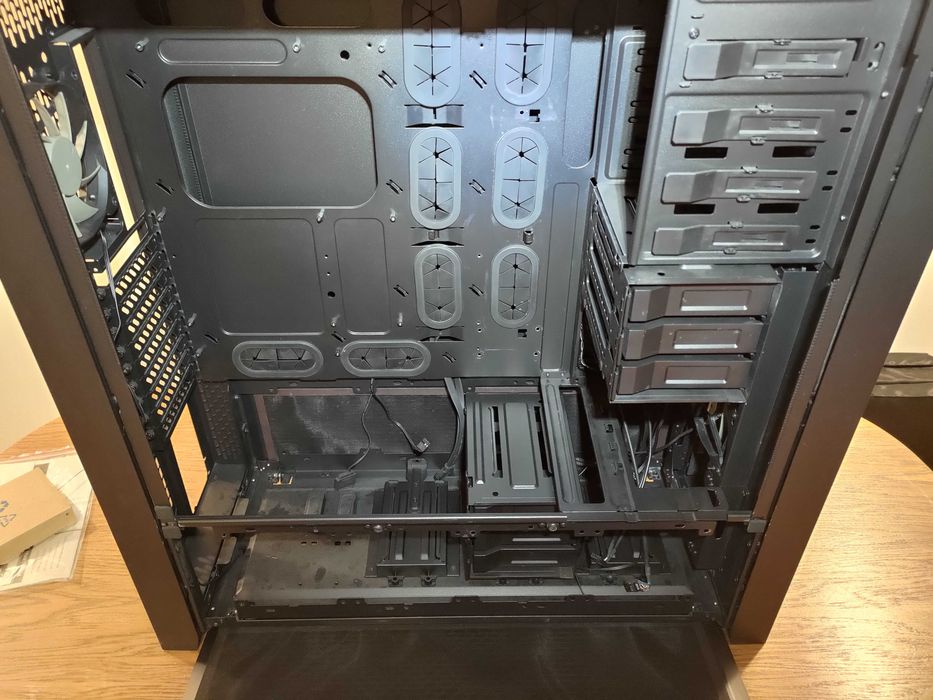 Corsair Obsidian 900d + maty