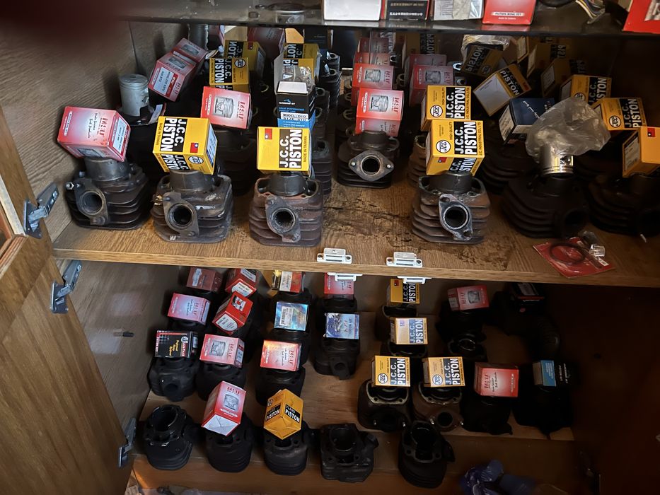 Оригинал розточеные поршневые  ЦПГ honda/suzuki/Yamaha есть всё