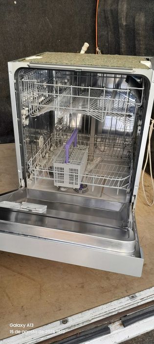 Máquina de lavar louça encastrável