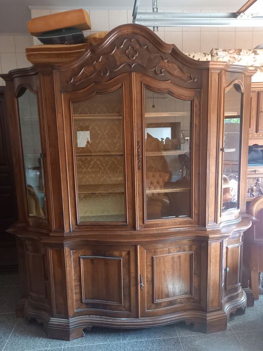 Вітрина, Сервант, Буфет.