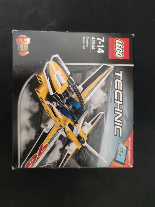 (sprzedam lub zamienię) Klocki lego Technic 42044 Display Team Yet