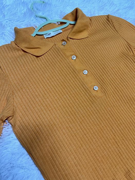 Top croped curto com gola pull&bear M