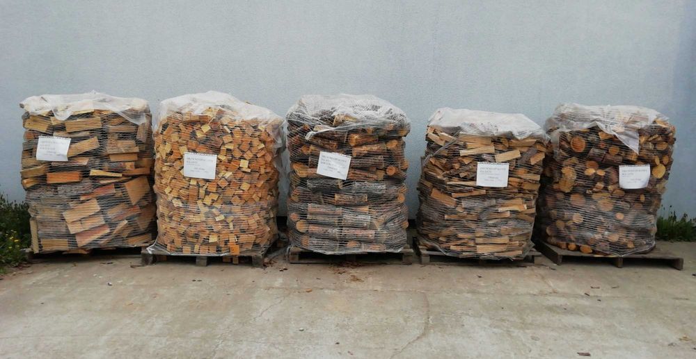 Suche drewno opałowe i kominkowe