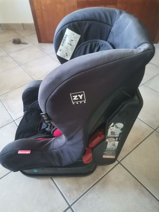 Cadeira Auto bebé dos 0 aos 18 kilos usada Marca ZY Safe