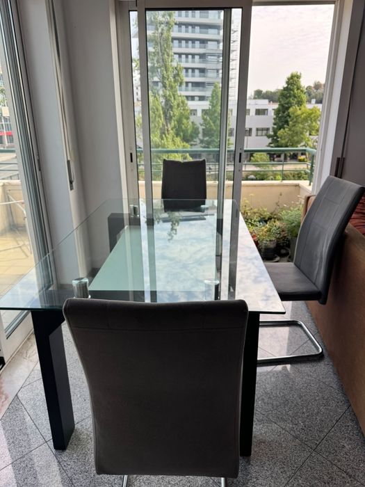 Mesa de Vidro Moderna