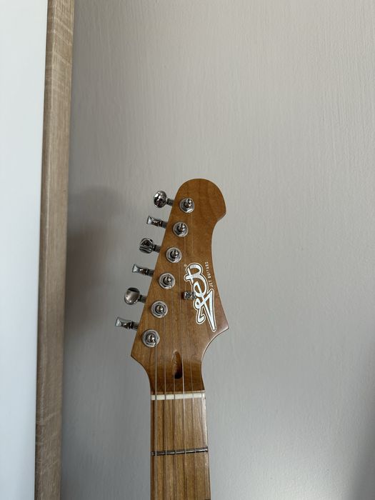 Gitara elektryczna JET JS-300 Roasted Maple + pokrowiec