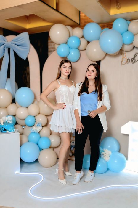 Анна Дрібна та Олена Демі Ведуча ваших свят та жива музика