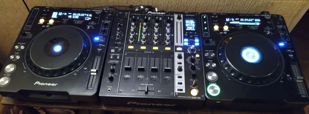 Pioneer Cdj 1000 MK3 2 sztuki Słupca • OLX.pl