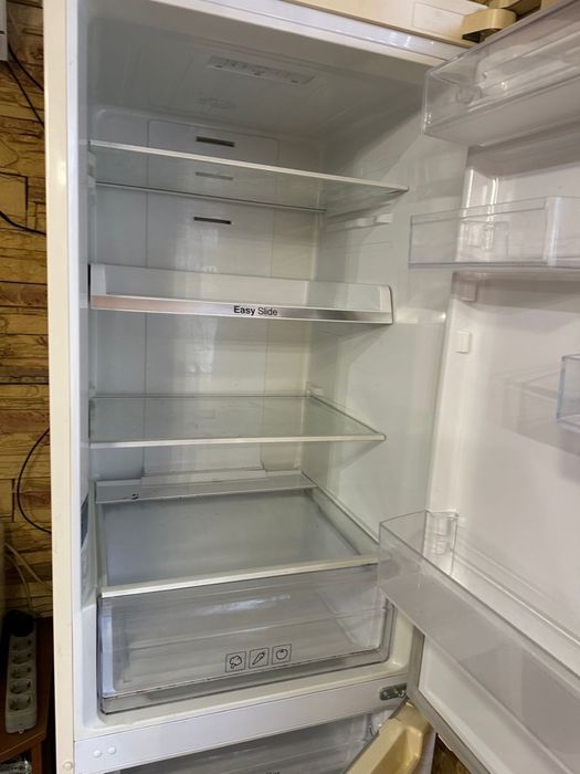 Продам холодильник Samsung!