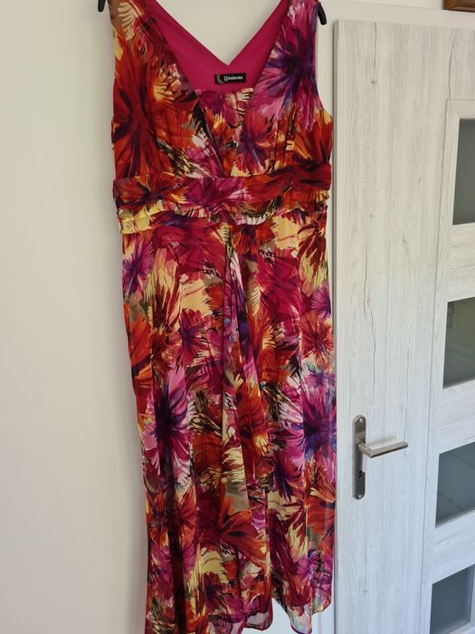 Piękna modna długa maxi sukienka letnia na lato wakacje XL XXL