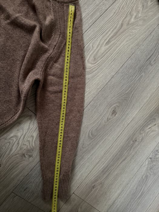 Вовняний светр next