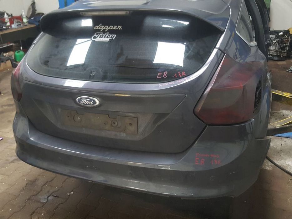 KLAPA ZDERZAK TYŁ FORD FOCUS MK3 E8 5D 13R HB RADOM