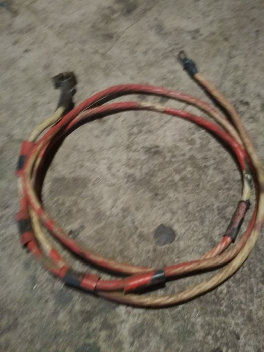 Плюсовий провід від АКБ на стартер