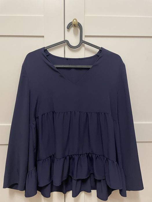 Granatowa koszula z falbanami Reserved 34