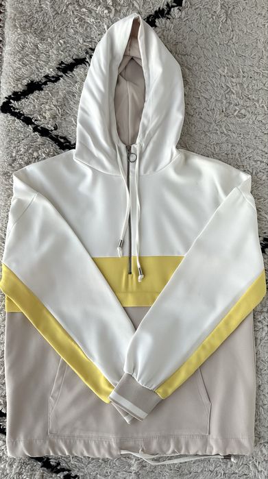 Fato de treino bege, amarelo e branco ZARA