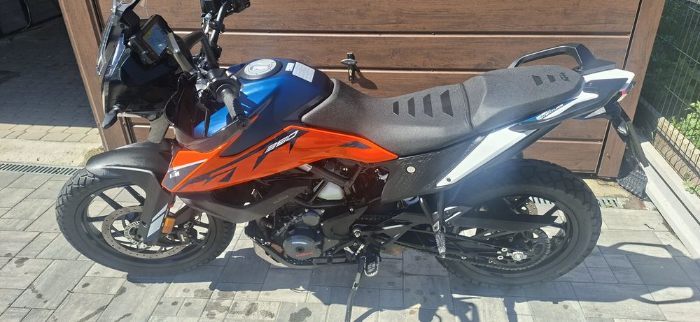 Ktm adventure 390 rok 2022, 4000km