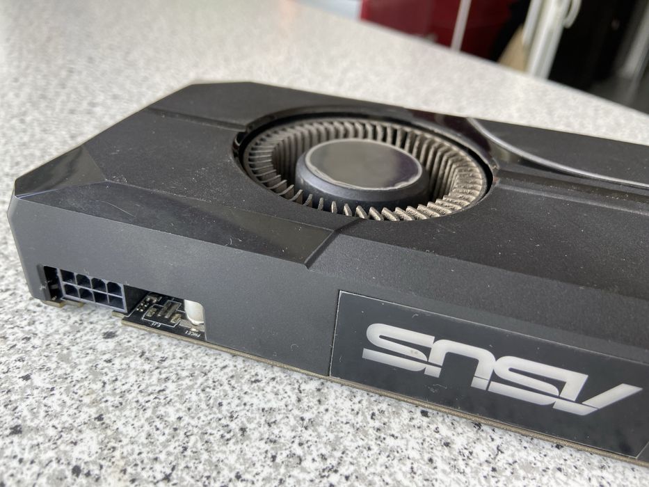 GTX 1080 asus turbo
