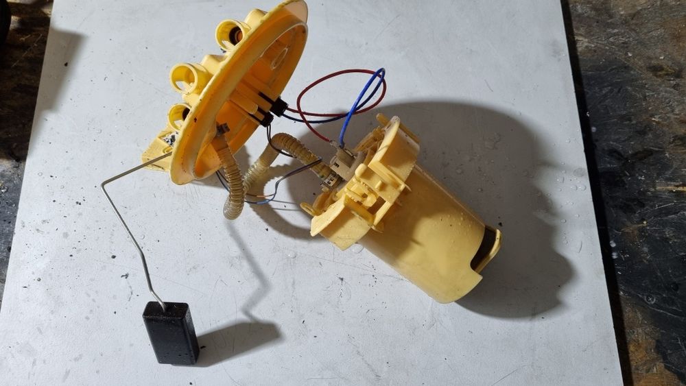 Pompa pompka paliwa 1.9 diesel 150km 120km opel vectra c signum z19dth