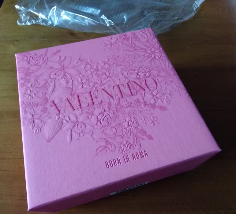 Valentino вишуканий набір