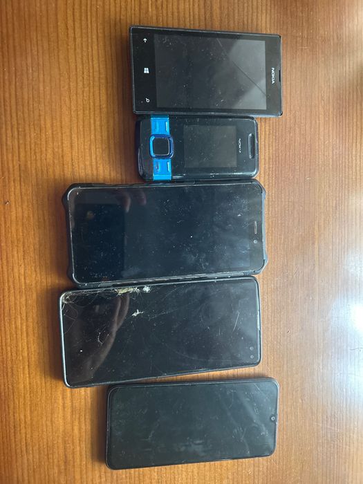 Vendo telemóveis para peças