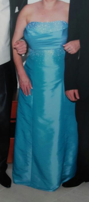 Vestido cerimonia azul turquesa